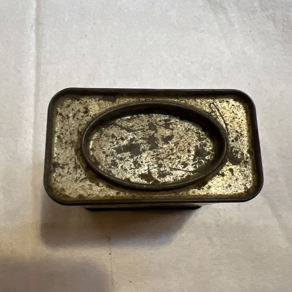 Unity Whole Cloves Antique Tin Kitchen Collectible